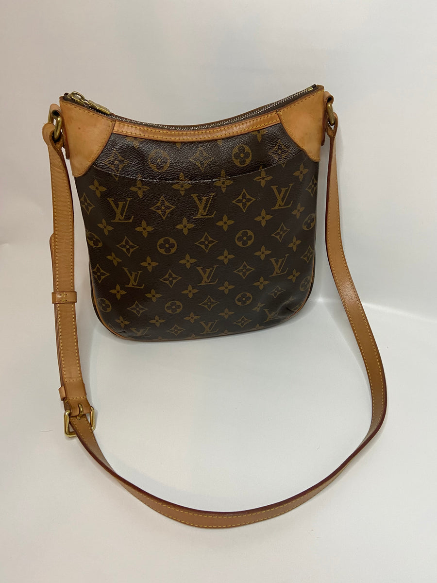 Louis Vuitton Odeon PM Monogram Canvas  Louis vuitton odeon, Just style,  Fashion tips